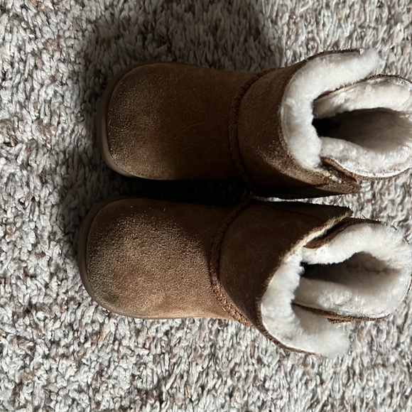 Toddler Ugg boots - Picture 7 of 7